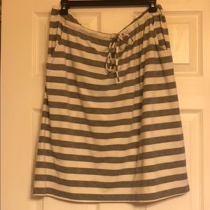 Sonoma skirt size XL.